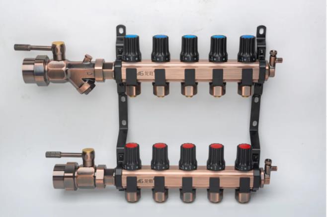 龍勝管奢華古銅大流量地暖分集水器重磅來(lái)襲 龍勝管奢華古銅大流量地暖分集水器重磅來(lái)襲